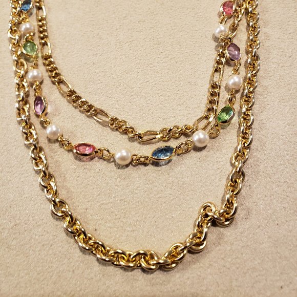 Three Strand necklace and earring set - Picture 2 of 5